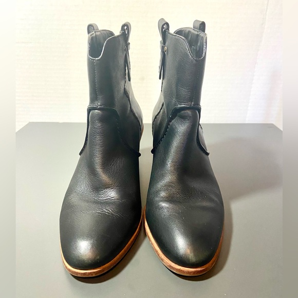 G.H. BASS & CO Sophia Leather Ankle Booties - Picture 4 of 11